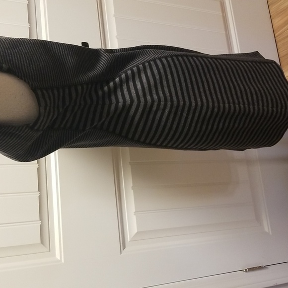 Calvin Klein Size 6 Dress Casual Office Midi Form Fitting Kick Pleat Gray Black - Picture 3 of 7